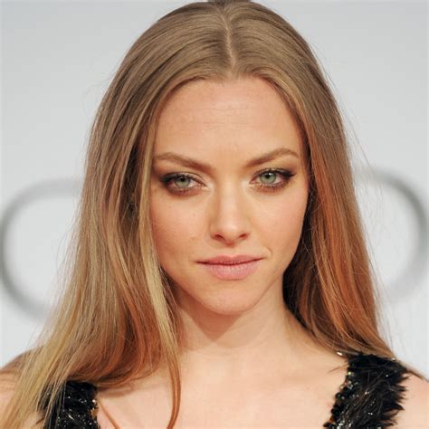 20 Years Ago, Amanda Seyfried Exposed Her Bra At The